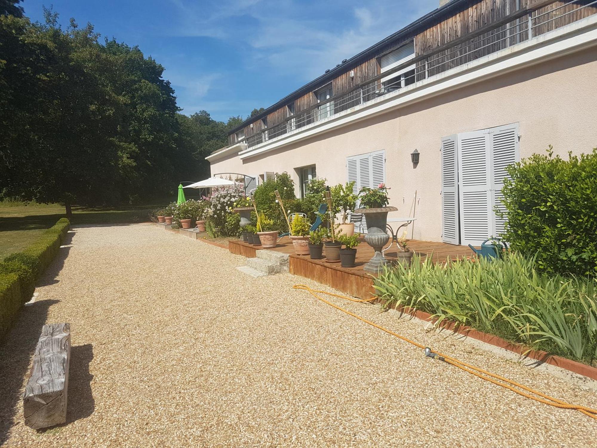 Les Mazeraies Maison D'Hotes Avec Spa Savonnières Εξωτερικό φωτογραφία