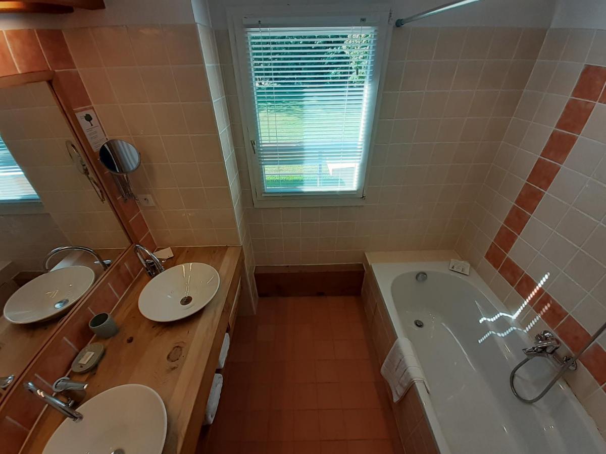 Les Mazeraies Maison D'Hotes Avec Spa Savonnières Εξωτερικό φωτογραφία